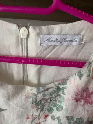 Vestido y chaquetita floral.