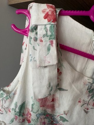 Vestido y chaquetita floral.