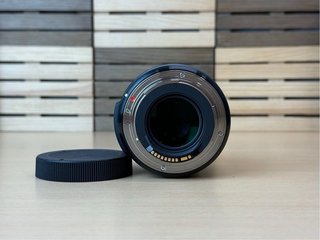Sigma 30 1.4 Art Canon