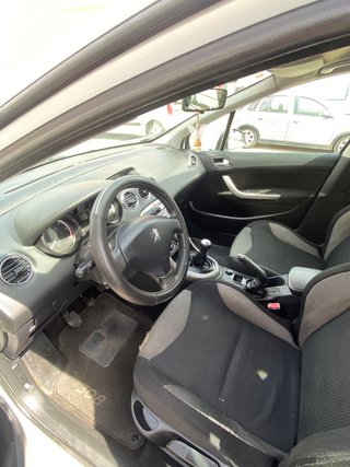 Peugeot 308 2010