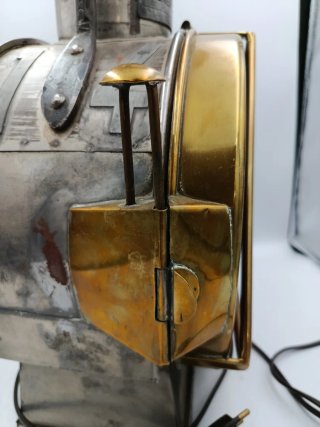 ANTIGUO FAROL FERROVIARIO CABLEADO