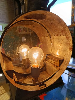 ANTIGUO FAROL FERROVIARIO CABLEADO