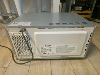 Forno microonde combinato grill Candy 23L 1400W