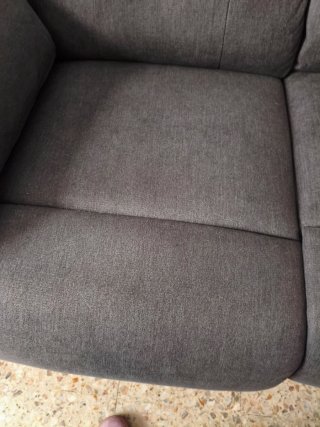 Sofá de tela gris 2 plazas