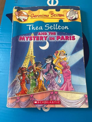 Thea Stilton and the Mystery in Paris