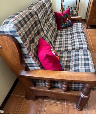 Divano 3 posti in tessuto e legno