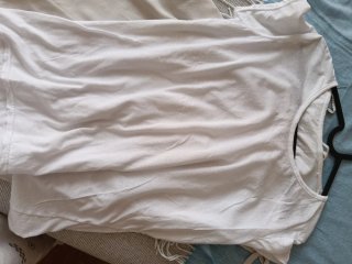 Conjunto beige y blanco talla única