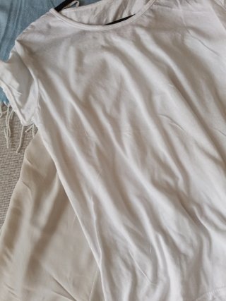 Conjunto beige y blanco talla única