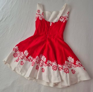 Vestido flores rojo y blanco