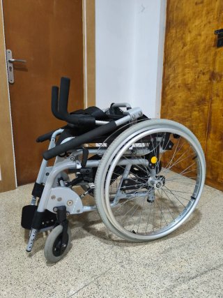 Silla ruedas Invacare Action Vertic bipedestadora