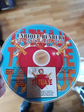 CD Enrique Bunbury Con el alma en los labios