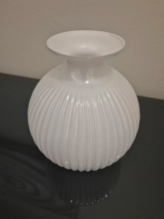 Vaso SEKò bianco moderno in vetro