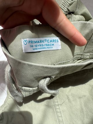 Pantalón cargo verde Primark