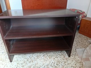 Mostrador de madera oscuro Wengué.