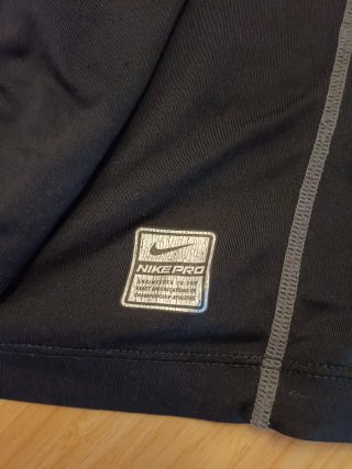 Camiseta Nike Pro Fit manga larga