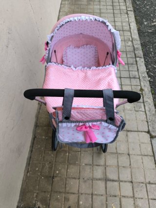 Carrito de muñecas
