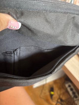 Funda portátil Incase negra