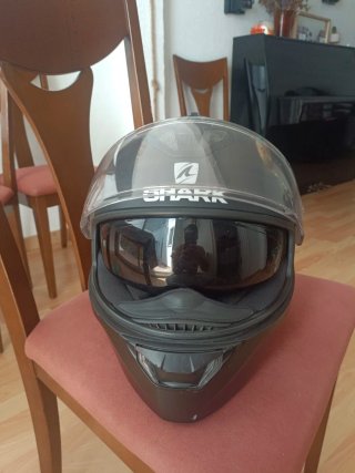 Casco Shark Skwal Negro talla L