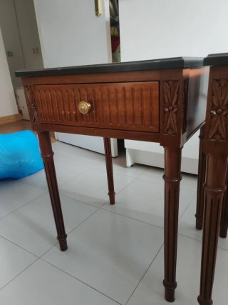 Mesitas de noche de madera