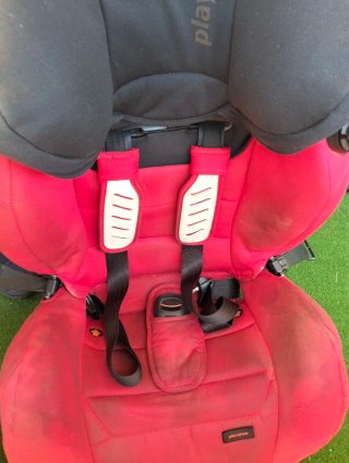 Silla de coche infantil Playxtrem roja con Isofix