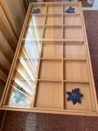 Mesa centro madera y cristal con compartimentos