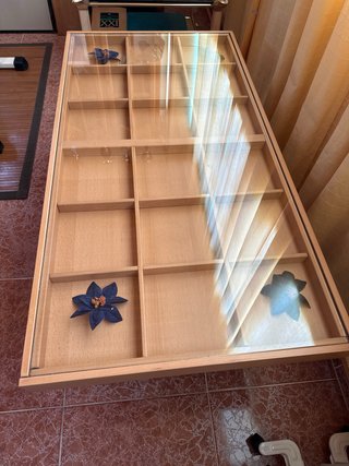 Mesa centro madera y cristal con compartimentos