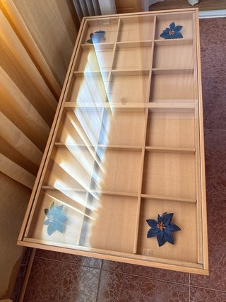 Mesa centro madera y cristal con compartimentos