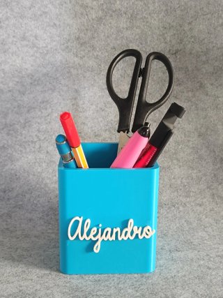 Portalápices o cubos personalizados
