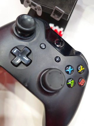Xbox One + Controller Originale