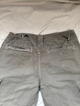 Pantalón cargo Zara verde
