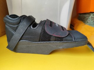 Zapato Ortopédico DONJOY Talón Invertido Negro