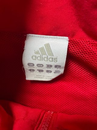 Chaqueta Adidas Roja y Negra
