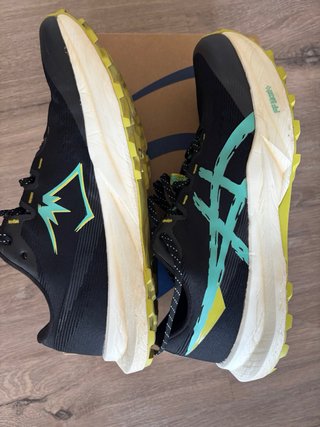 Asics Fuji Lite 6 talla 44