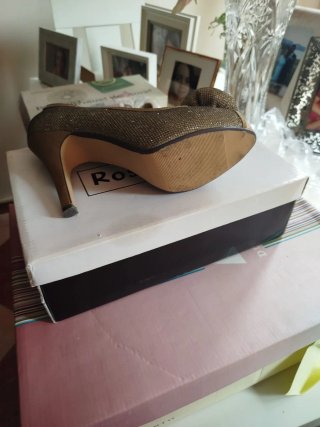 Zapatos Andrea Rossi Talla X - Un solo uso