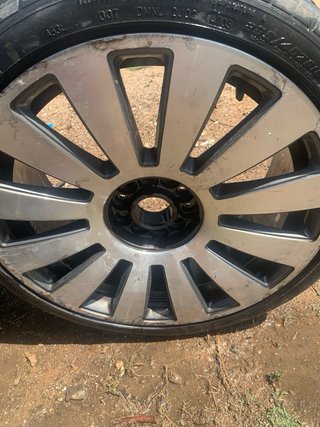 4 Llantas Golf 5