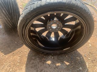 4 Llantas Golf 5