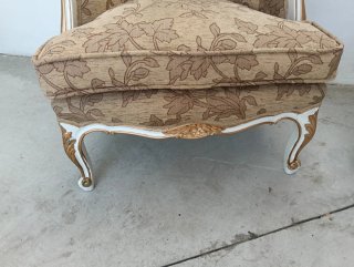 Butaca Vintage Tapizada Tela y Madera