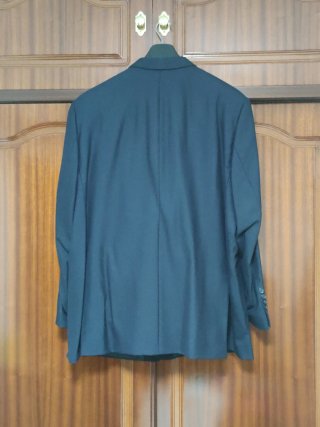 Traje de chaqueta azul marino