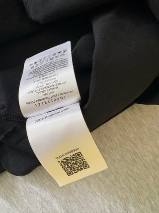 Camiseta Moncler Negra Talla M