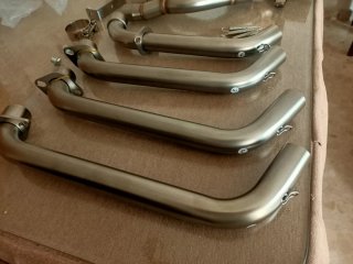 Colectores de escape moto Honda CB 650 y CBR 650