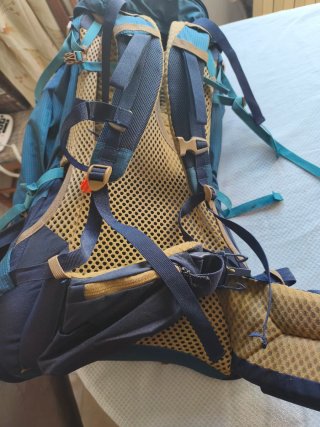 Mochila Trekking Forclaz MT500 Air 50+10