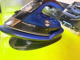Plancha de vapor Rowenta Freemove sin cable