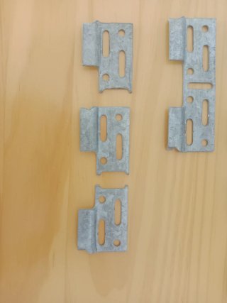 Enganches para muebles de pared