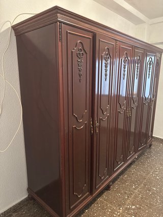 Armario clasico de madera