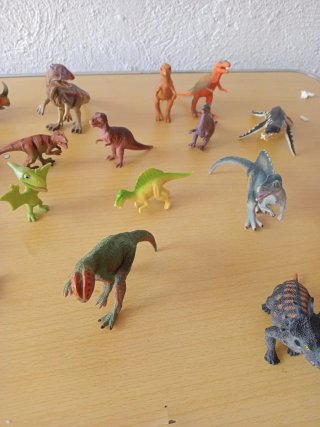 Colección 21 figuras dinosaurios PVC