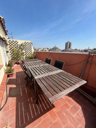 Mesa y 4 sillas de exterior