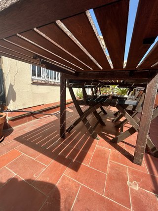 Mesa y 4 sillas de exterior