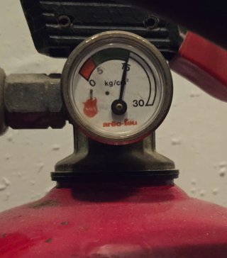 Extintor Arêo-feu Agua Pulverizada