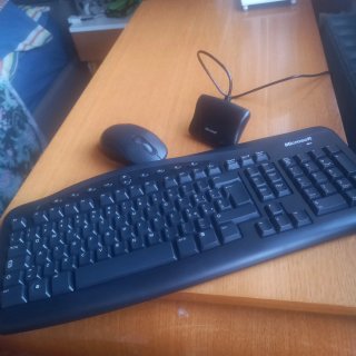 Microsoft Wireless Optical Desktop 700