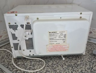 Microondas, tostador y Horno.